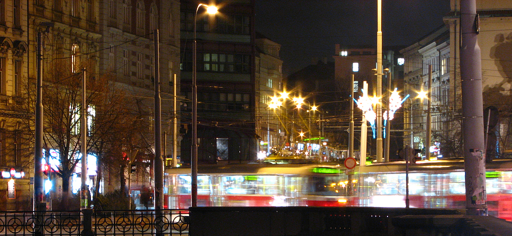 Noční Praha - Tramvaj - Night Prague - tramway